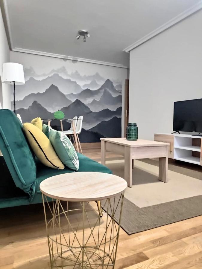 Apartamento Centrico Con Wifi Y Parking De Coche Tamano Medio Onís Zewnętrze zdjęcie