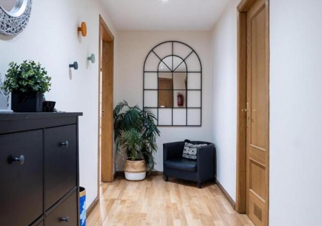 Apartamento Centrico Con Wifi Y Parking De Coche Tamano Medio Onís Zewnętrze zdjęcie