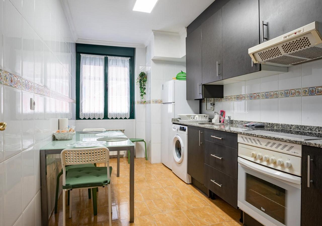 Apartamento Centrico Con Wifi Y Parking De Coche Tamano Medio Onís Zewnętrze zdjęcie