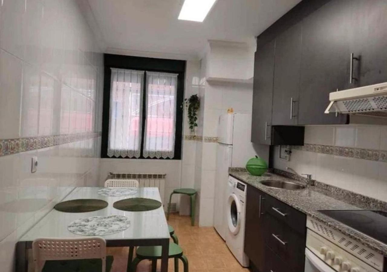 Apartamento Centrico Con Wifi Y Parking De Coche Tamano Medio Onís Zewnętrze zdjęcie
