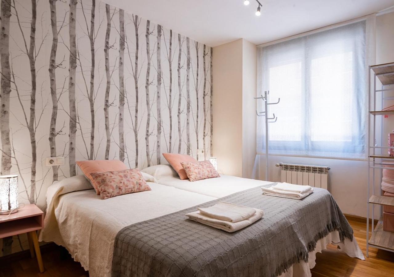 Apartamento Centrico Con Wifi Y Parking De Coche Tamano Medio Onís Zewnętrze zdjęcie